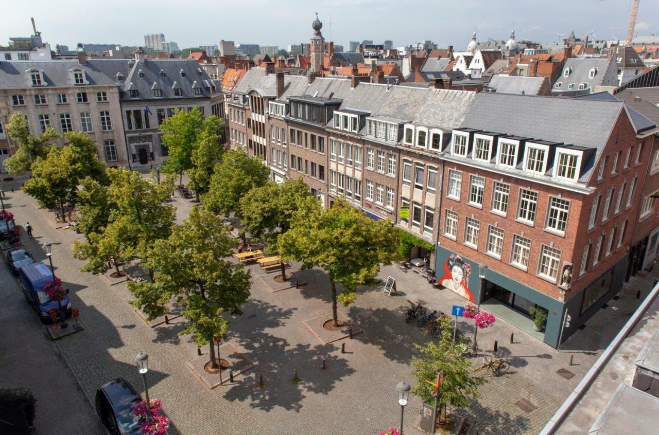 Banks Antwerp